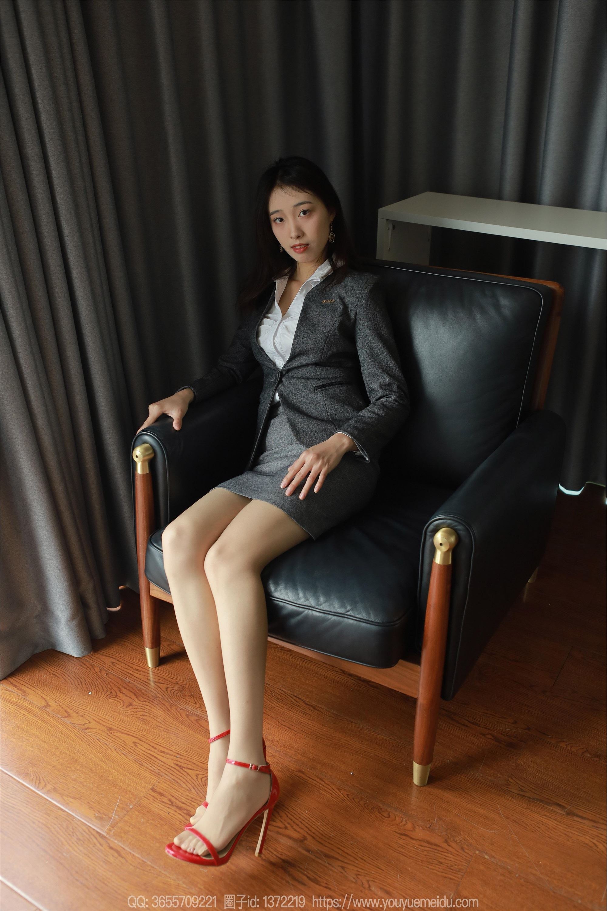 IESS异思趣向  2024.01.11 丝享家 1635 小九《OL制服（下）》